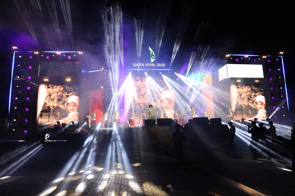 ГДЕ ПРОШЛОЕ БЕРЕЖНО ХРАНИТСЯ, А БУДУЩЕЕ СТРОИТСЯ С УВЕРЕННОСТЬЮ И ОПТИМИЗМОМ